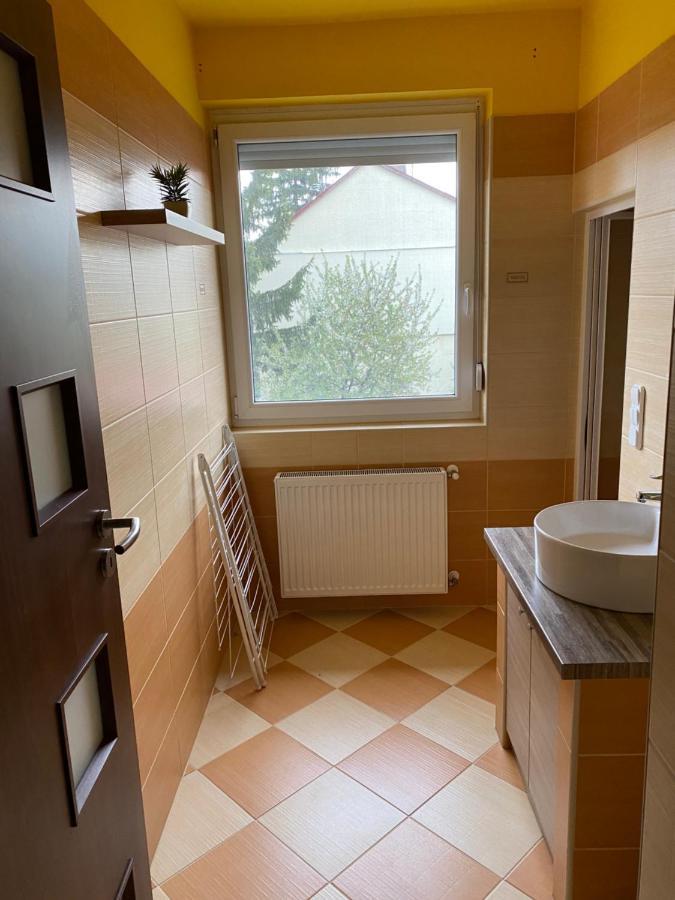 Platan Apartman Hajdúszoboszló Exteriör bild